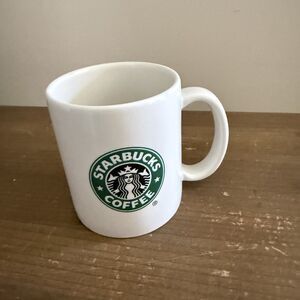 Vintage Starbucks Mug 2004 Vintage 12 OZ Ceramic Coffee Tea Classic Logo